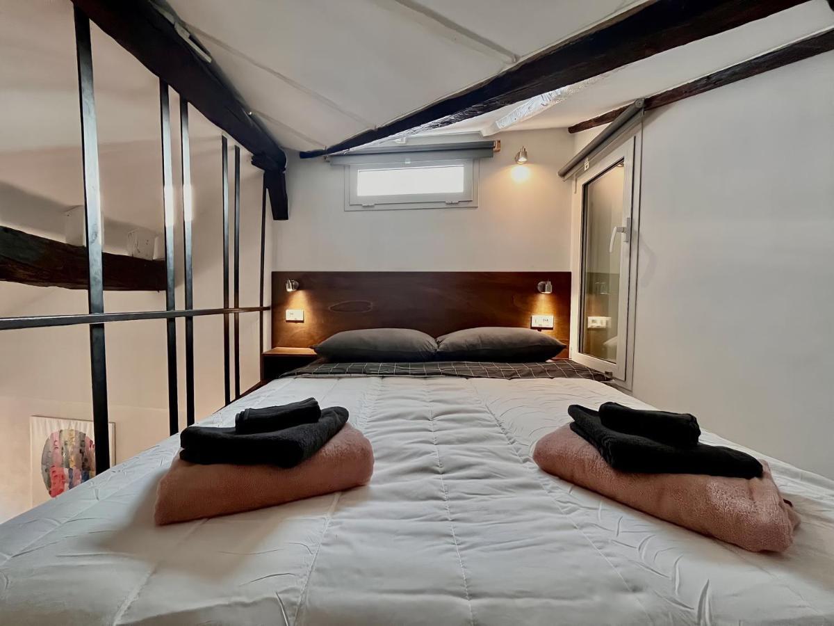 Piazza Pontida Modern Loft Bergamo Lejlighed Eksteriør billede